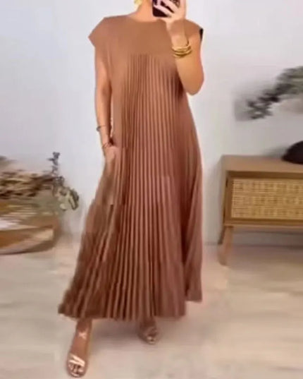 women's elegant sleeveless dress with pockets - Beige