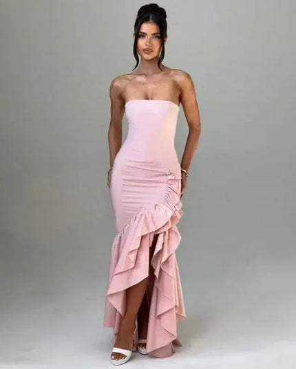 Sexy strapless summer dress in light pink with ruffled design, perfect for spring and summer fashion.