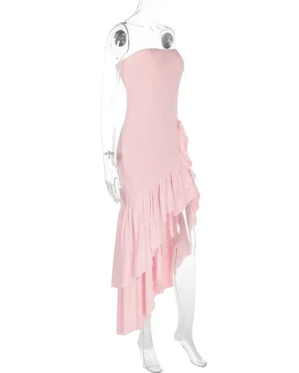 Sexy strapless summer dress in light pink with an irregular ruffled design, perfect for spring and summer fashion.