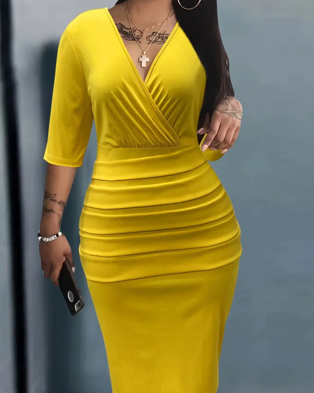 V-neck fashionable temperament hip-wrapped plus size dress